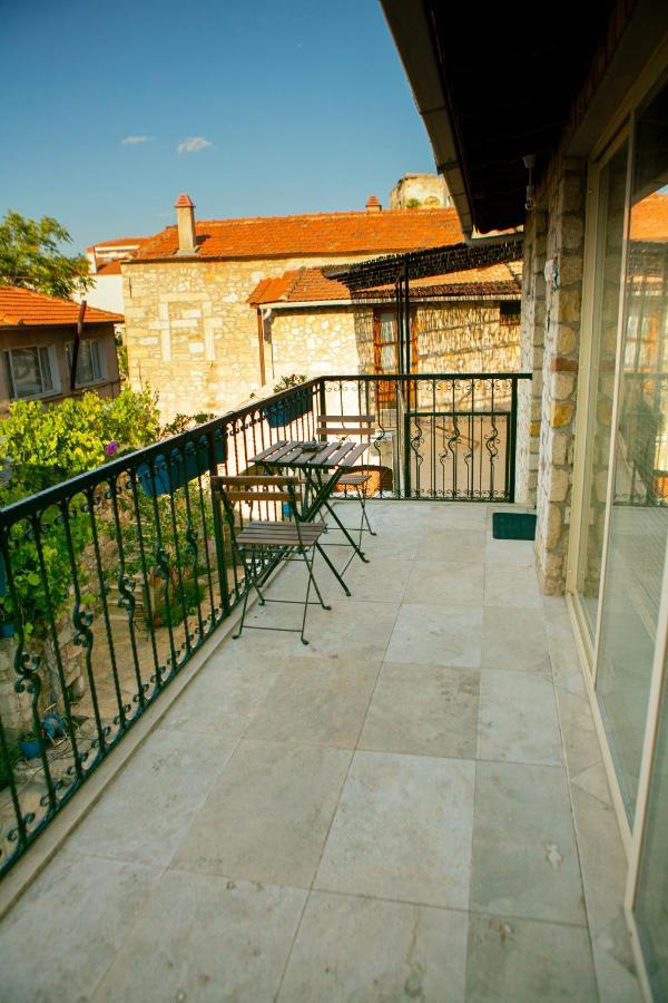 Annemin Harabesi Otel Çeşme Buitenkant foto