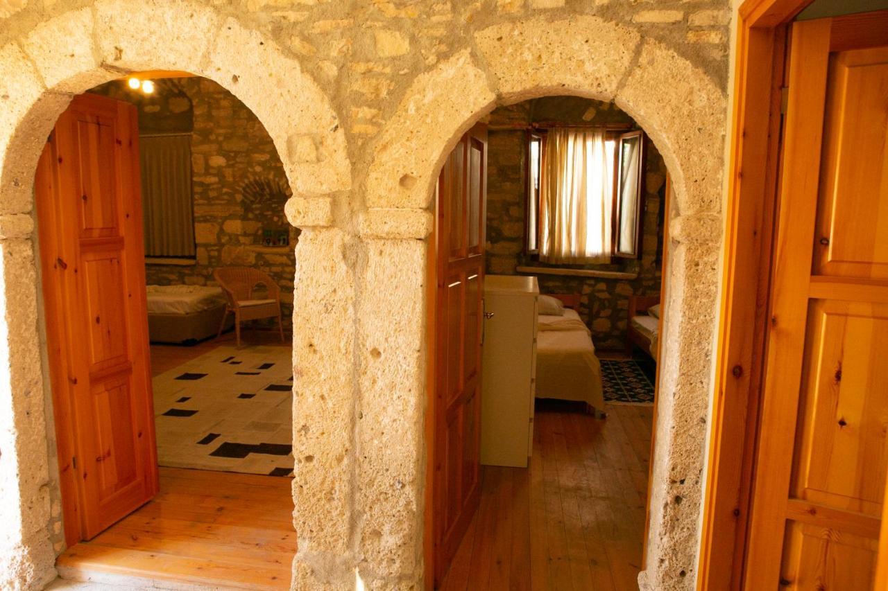 Annemin Harabesi Otel Çeşme Buitenkant foto