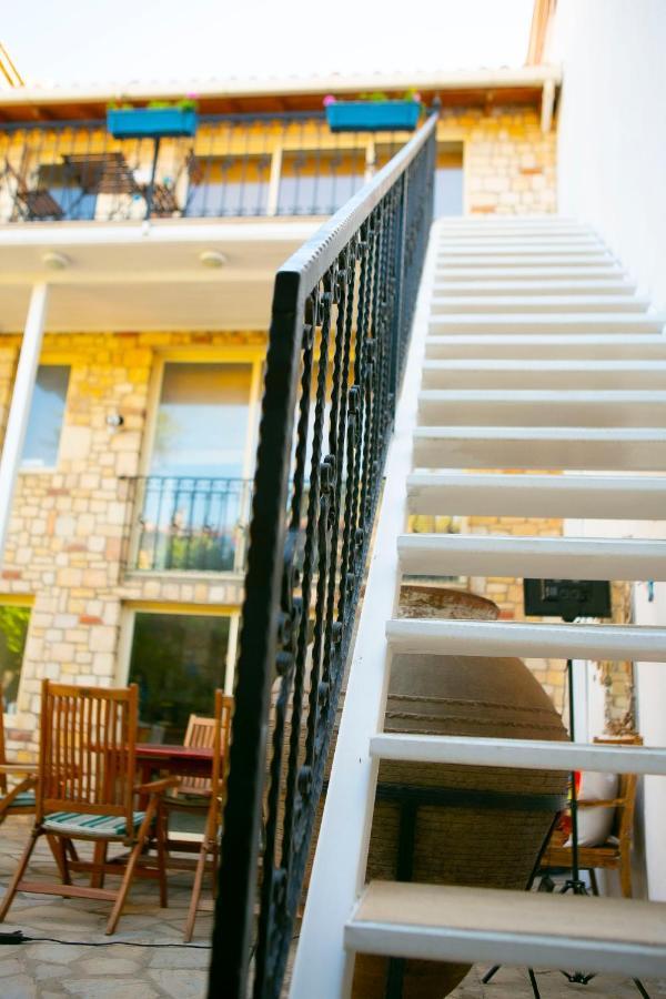 Annemin Harabesi Otel Çeşme Buitenkant foto