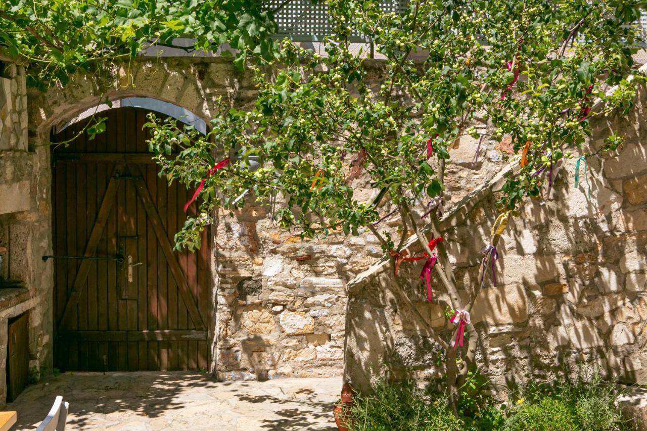 Annemin Harabesi Otel Çeşme Buitenkant foto