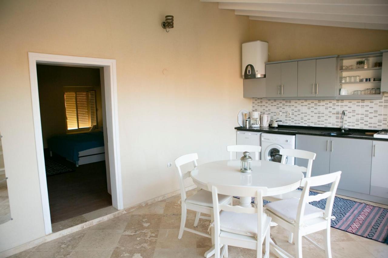 Annemin Harabesi Otel Çeşme Buitenkant foto