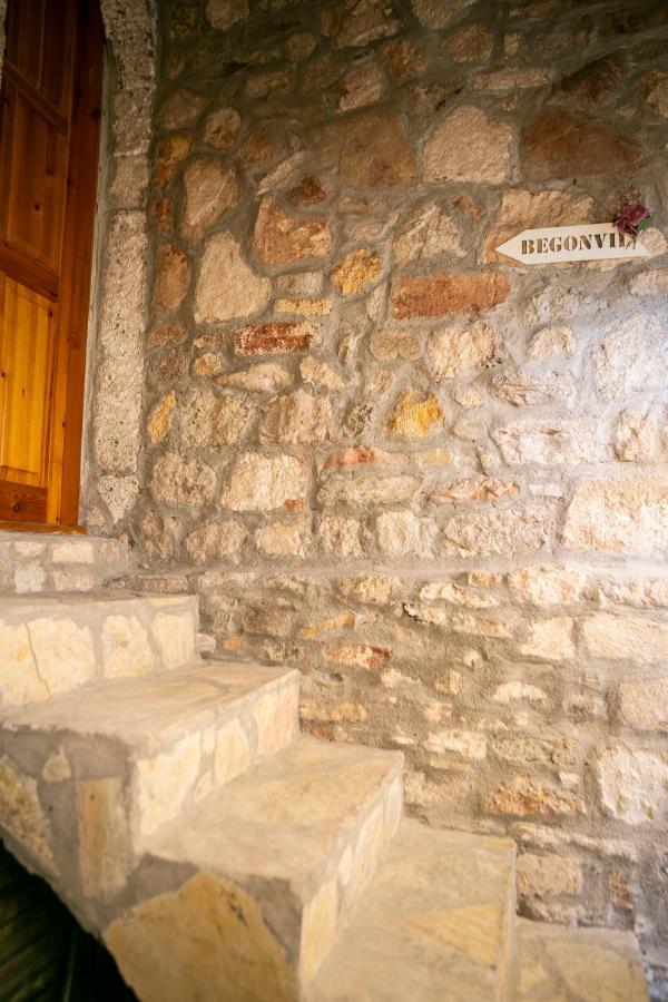 Annemin Harabesi Otel Çeşme Buitenkant foto